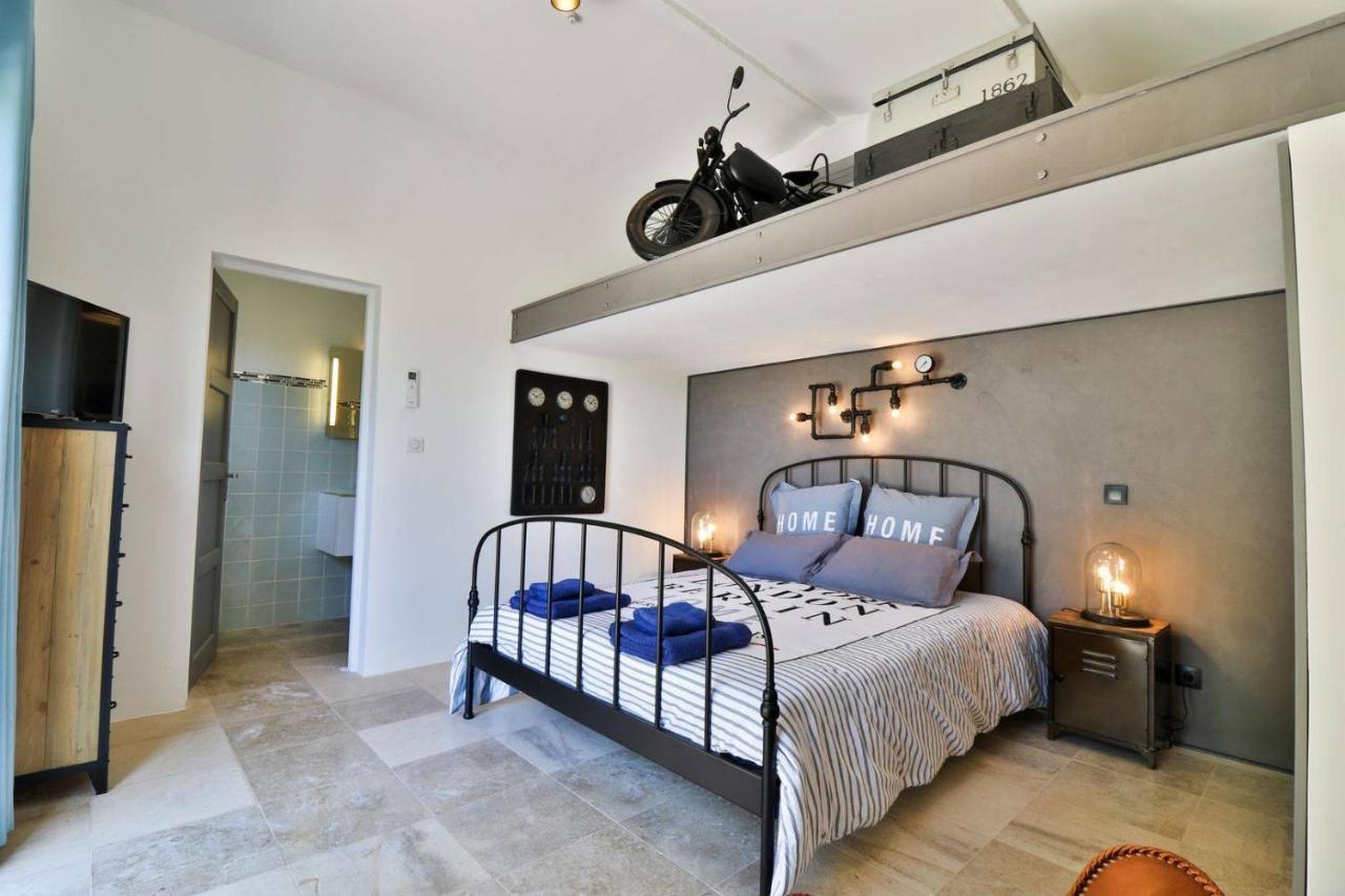 Bed and Breakfast Le Mas De La Calade Экс-ан-Прованс Экстерьер фото